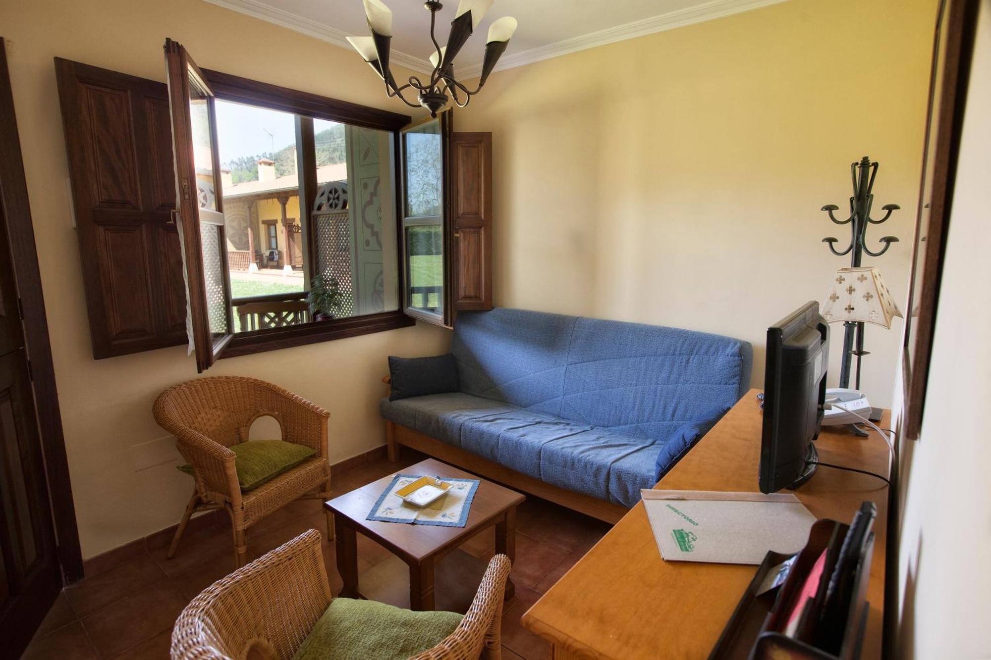 Apartamentos Camin De Pelayo 라스로자스 객실 사진